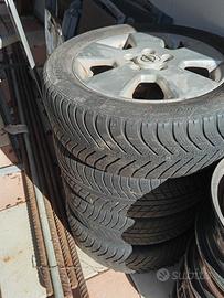 Gomme e cerchi lega