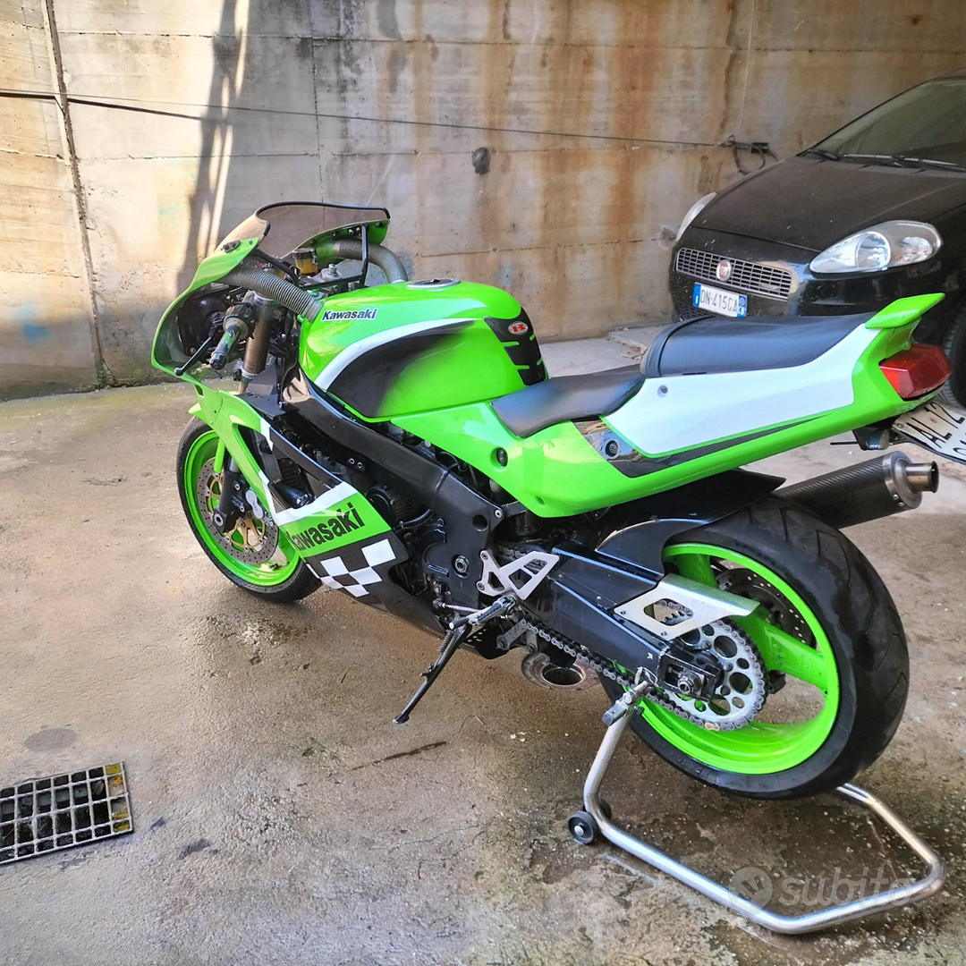 Kawasaki Zxr 750 1992 - Moto e Scooter In vendita a Cuneo