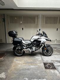 BENELLI TRK 502 (Patente A2)