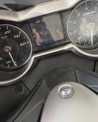 X-Max 300