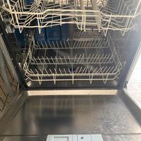 Lavastoviglie indesit