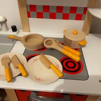 Hape Gourmet Kitchen starter set