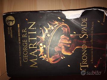 Romanzo " Il Trono di Spade."