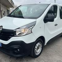 Renault trafic 6 posti