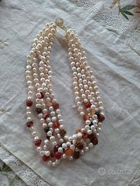collana di perle e pietre dure multifilo
