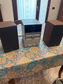 Stereo Cd/Aux/Radio FM/AM