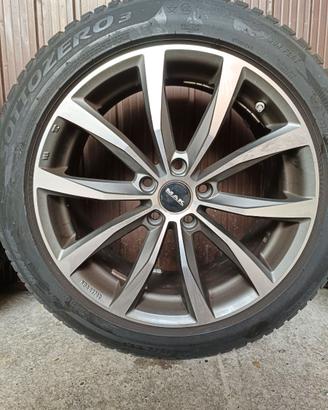 Set cerchi + gomme invernali  (4)