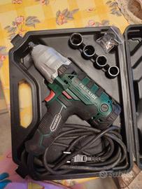 avvitatore a percussione