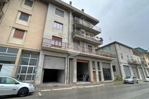 MULTILOCALE A CASTIGNANO