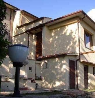 Casa indipendente di 180 m² con più di 5 locali e 