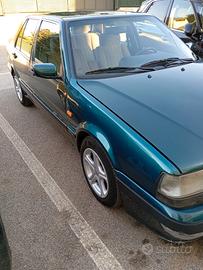 Lancia Thema LS