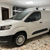 Toyota proace 1200 110cv confort 220 KM