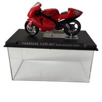 Max Biaggi Yamaha YZR-M1 2002 Scala 1:24