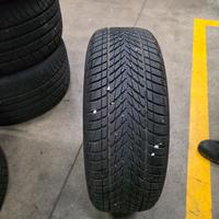 Set 4 pneumatici invernali Goodyear UltraGrip