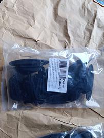 Isolatore per recinzione elettrificata