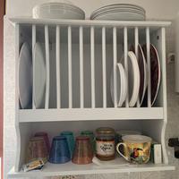 Piattaia a vista, in legno, come nuova.