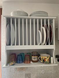 Piattaia a vista, in legno, come nuova.