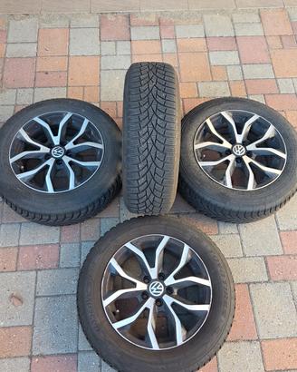 Cerchioni volkswagen originali più gomme invernali