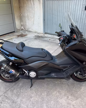 Tmax 530 abs 2012
