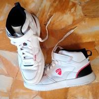 Varie scarpe scuderie Motorsport