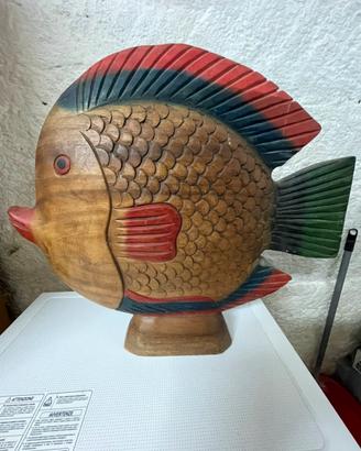 Pesce in legno