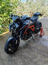 KTM 1390 Super Duke r evo