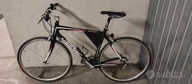 bici da corsa vektor  in carbonio manubrio dritto 