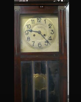 Orologio a pendolo da muro