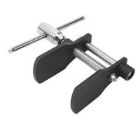 Divaricatore pastiglie freni auto