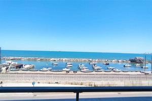 TORRETTE, APPARTAMENTO vista MARE con GARAGE