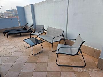 lett. prendisole, tavolo e 10 sedie, set giardino