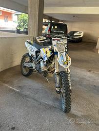 Husqvarna 300 2t te