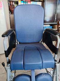Sedia Comoda a rotelle WC x anziani