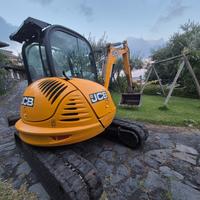Escavatore jcb 80 55
