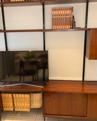 Parete attrezzata design anni ‘60 Osvaldo Borsani