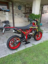 Suzuki Valenti n01 motard 50