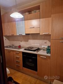 Cucina completa di elettrodomestici