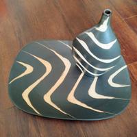 set vassoio stondato di grandi dimensioni e vaso a