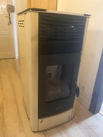 Stufa pellet Lincar