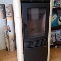 EXTRAFLAME Stufa DIVINA Pergamena