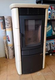 EXTRAFLAME Stufa DIVINA Pergamena