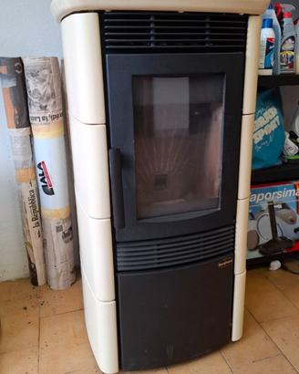EXTRAFLAME Stufa DIVINA Pergamena