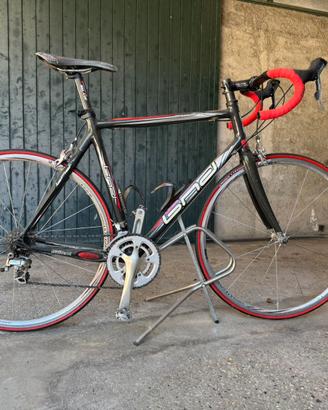 Bici da corsa carbonio gruppo Ultegra
