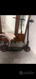 Monopattino elettrico vivo