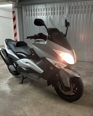 Yamaha TMax 500