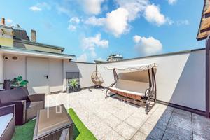 Appartamento di 153 m² con 3 locali e box auto a B