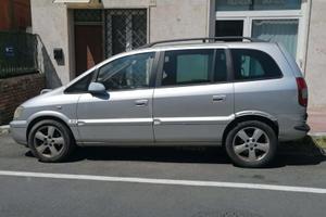 Opel Zafira 2.2 TD 7 POSTI