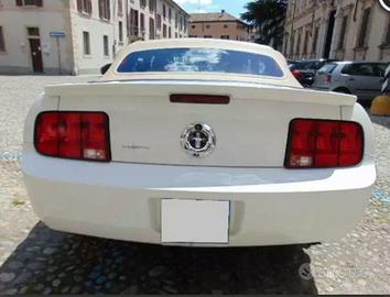 2009 Ford Mustang 4000 V6 -205CV / 151KW