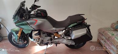 Moto Guzzi V100 mandello S