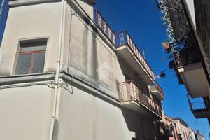 CASA INDIPENDENTE A PIEDIMONTE ETNEO